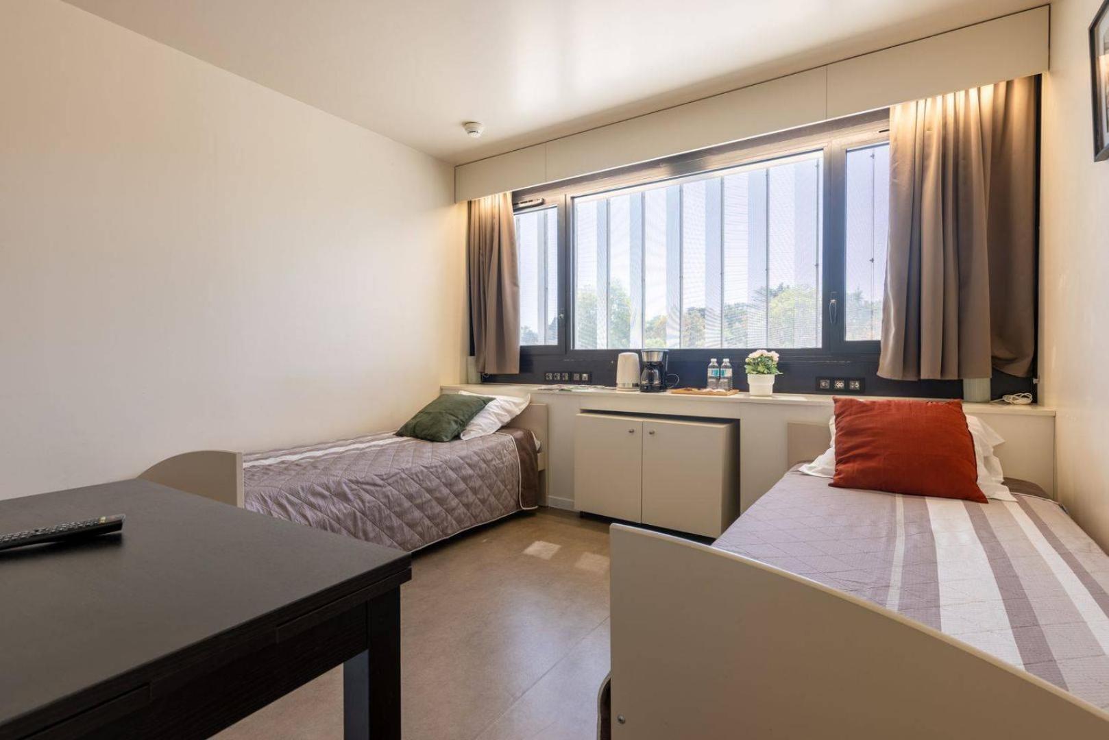 Study Hotel Bordeaux Lormont Eksteriør bilde